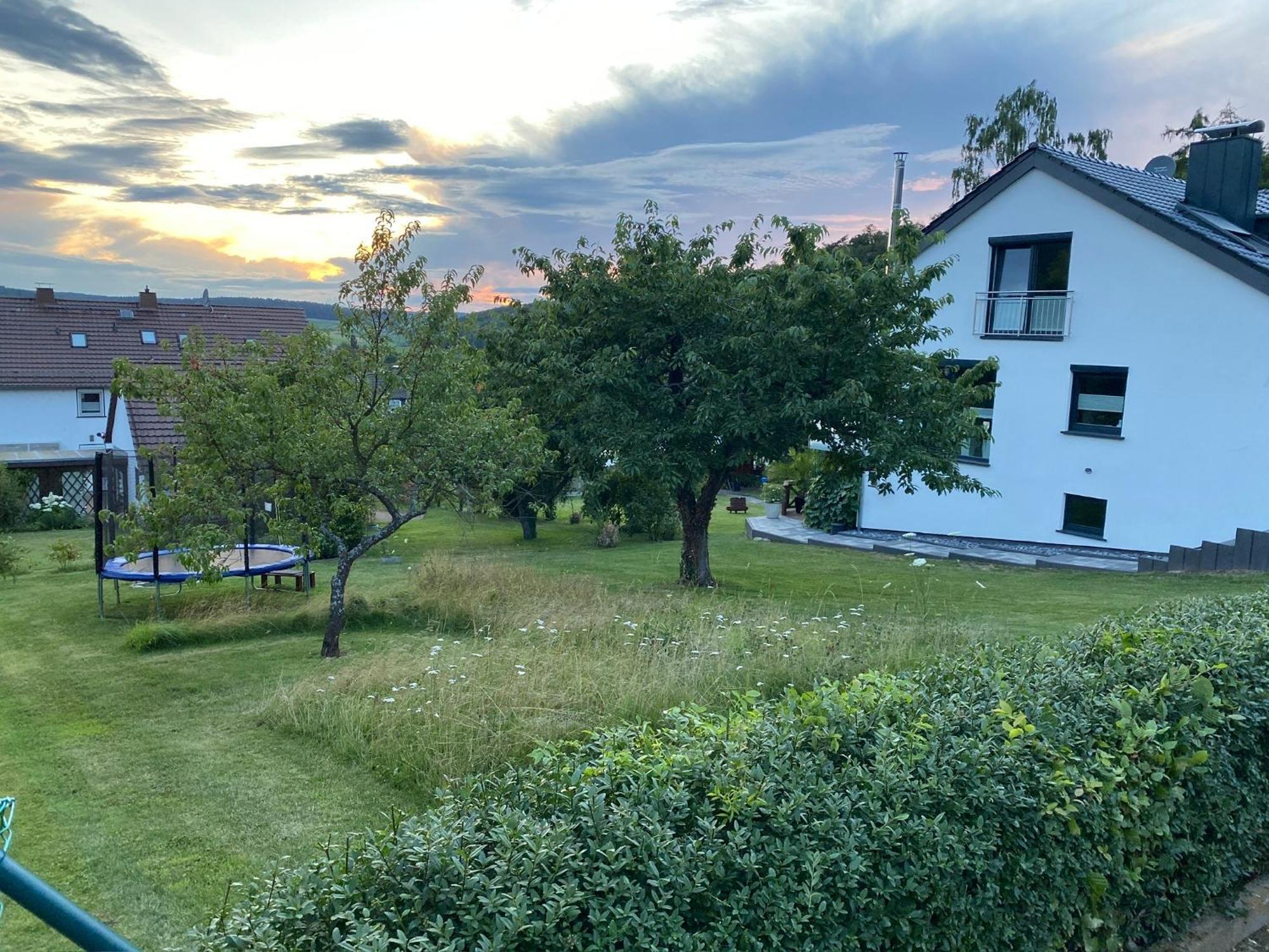 Ferienwohnung "Bei Freunden" Наумбург Экстерьер фото